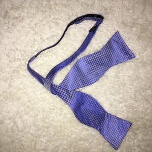 Vibrant Blue & White Crosshatch Adjustable Bowtie